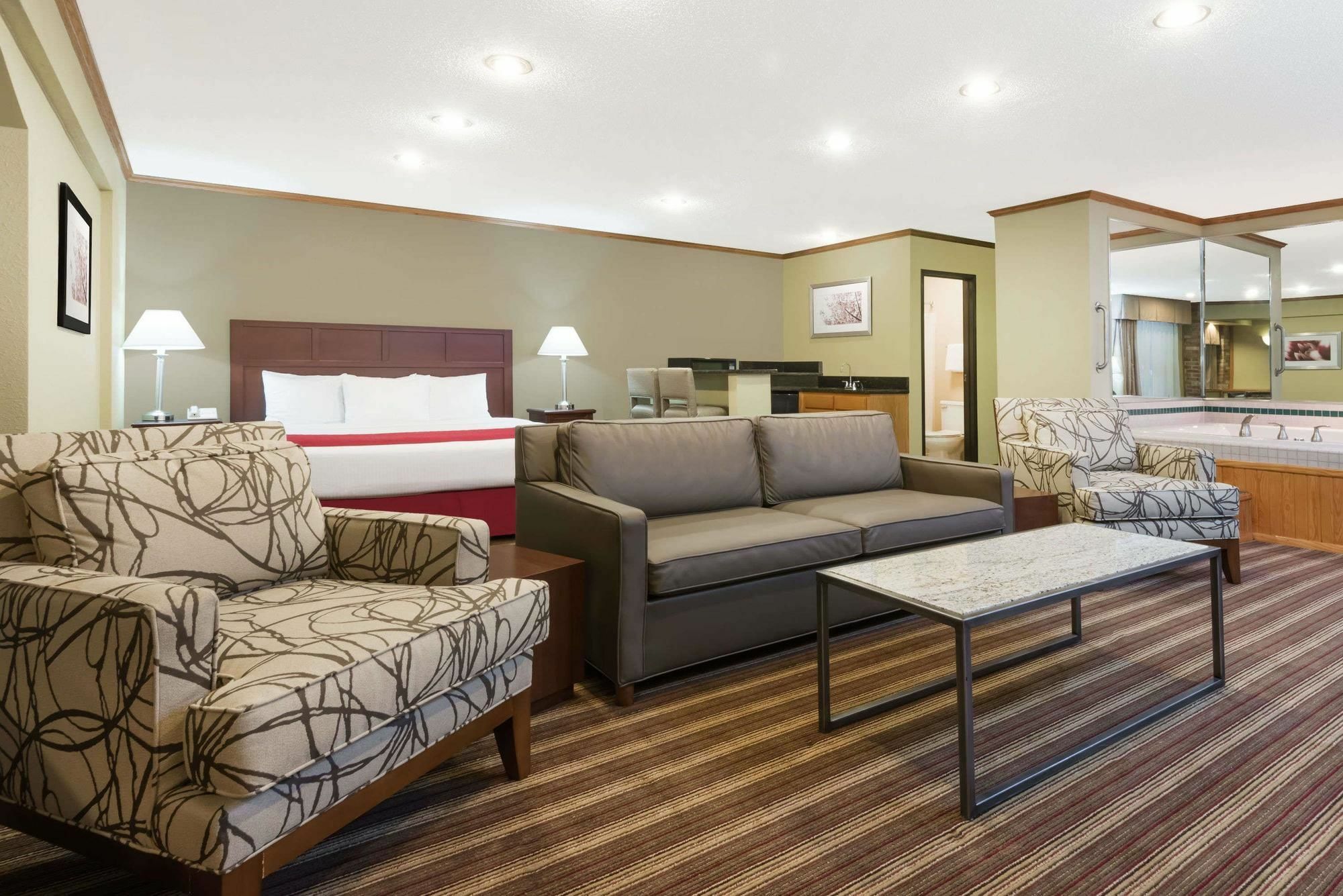 Quality Inn Athens Ngoại thất bức ảnh