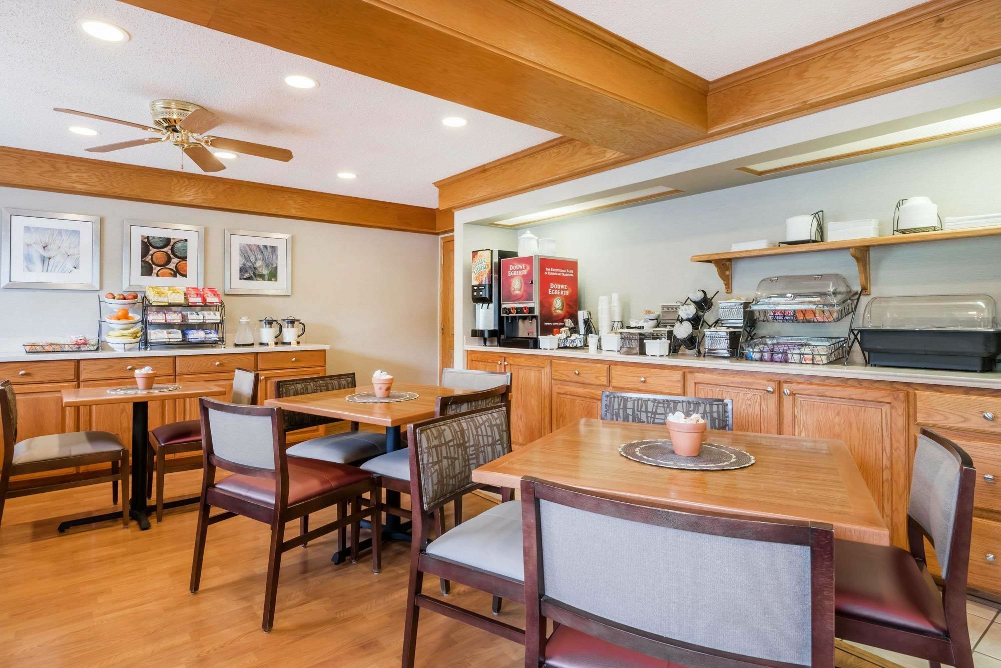 Quality Inn Athens Ngoại thất bức ảnh